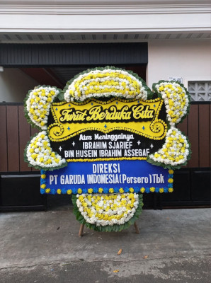 Papan Bunga Duka di Menes